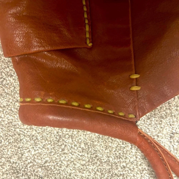 49 square miles  large bag beautiful leather pristine new condition used under 5 - Picture 11 of 16